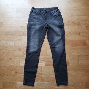 NWOT Maurices Gray Jeggings